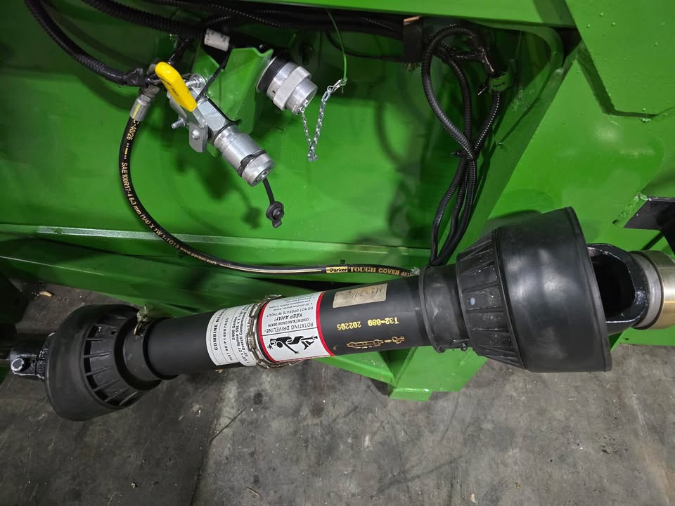 John Deere® 1293 Corn Head - Completely Reburbished, FIELD READY