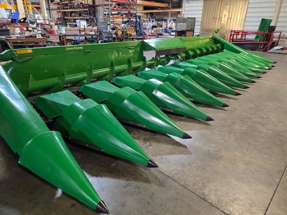 John Deere® 1293 Corn Head - Completely Reburbished, FIELD READY