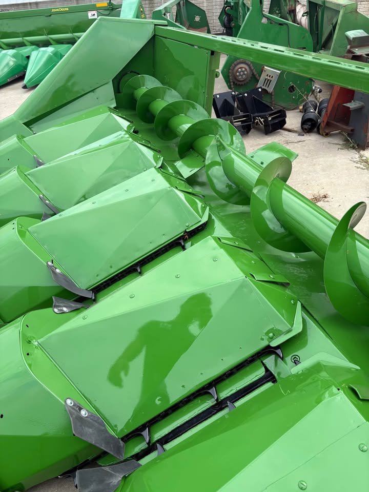 John Deere® 643 Hi-Tin Corn Head - Fully Rebuilt, FIELD READY