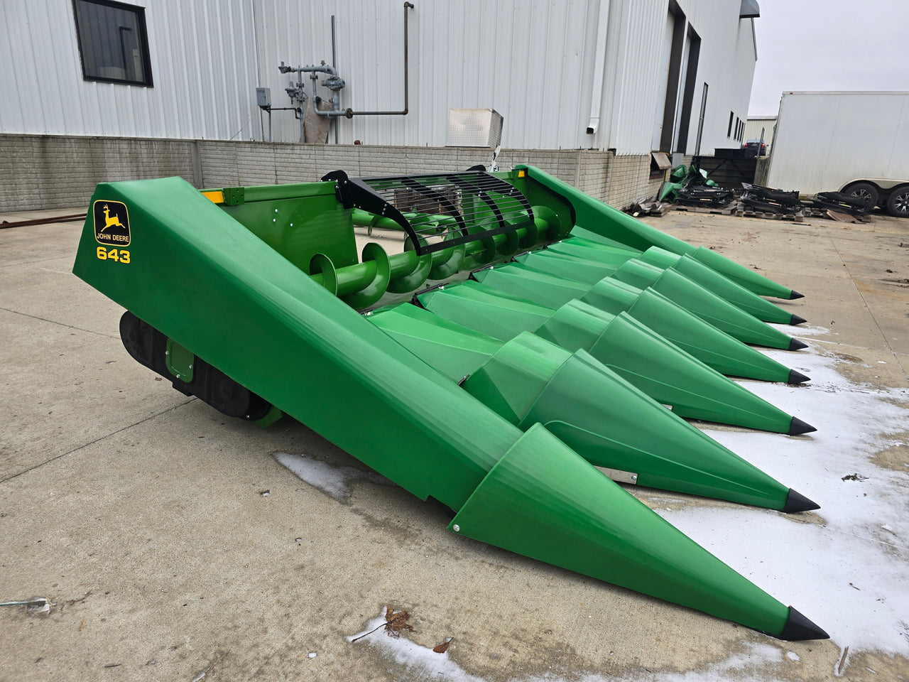 JD 643 Corn Head - Refurbished