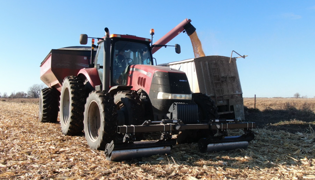 LANSRCIHM3 -- Stalk Rollers for Case IH® Magnum™ tractors