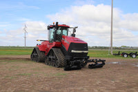 LANSRCNH52 -- Case®/New Holland® articulated tractor 52